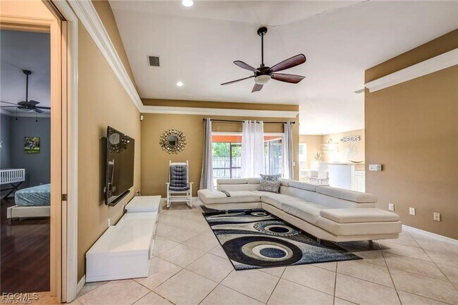 Photo - 9036 Henry Rd