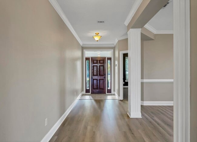 Photo - 145 Alicia Dr