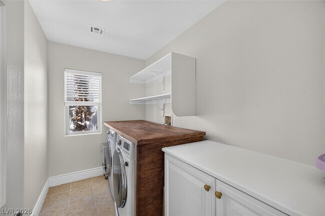 Photo - 151 Sandy Bunker Ln
