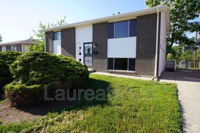 Building Photo - 3330 W Mountain Rd Rental