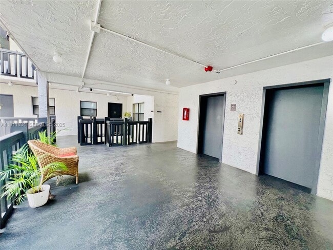 Photo - 1021 Mockingbird Ln Unidad 215