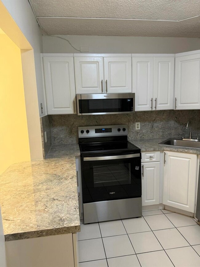 Building Photo - 4961 Sable Pine Cir Unit B1