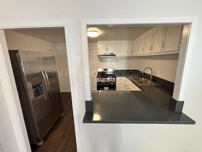 Photo - 1427 Hoover Ave