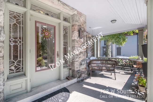 Photo - 708 W South St Unit 3
