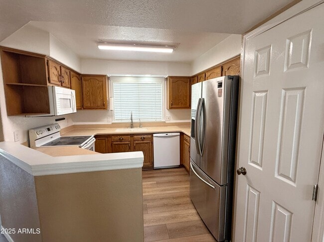 Photo - 1670 E Gary Dr