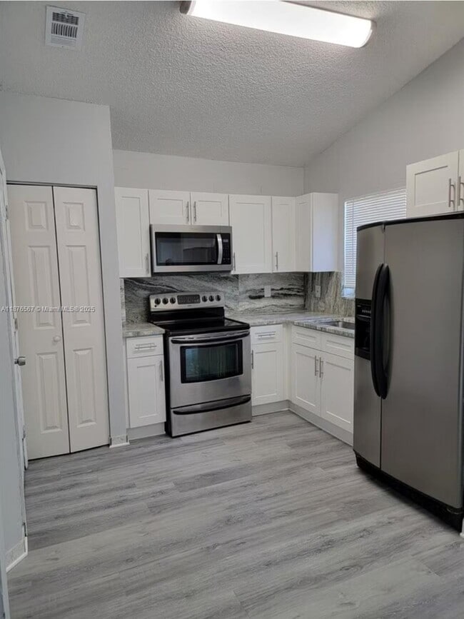 Photo - 3621 NW 193rd St