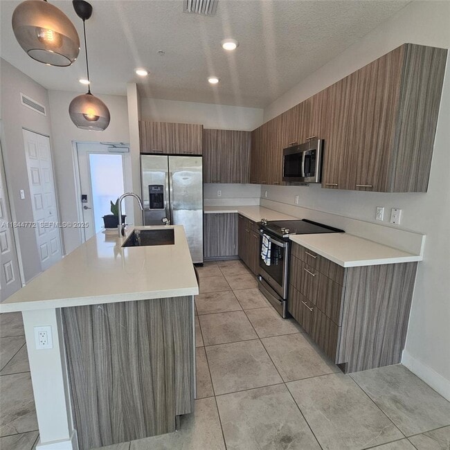 Photo - 4636 NW 84th Ave Unidad 39