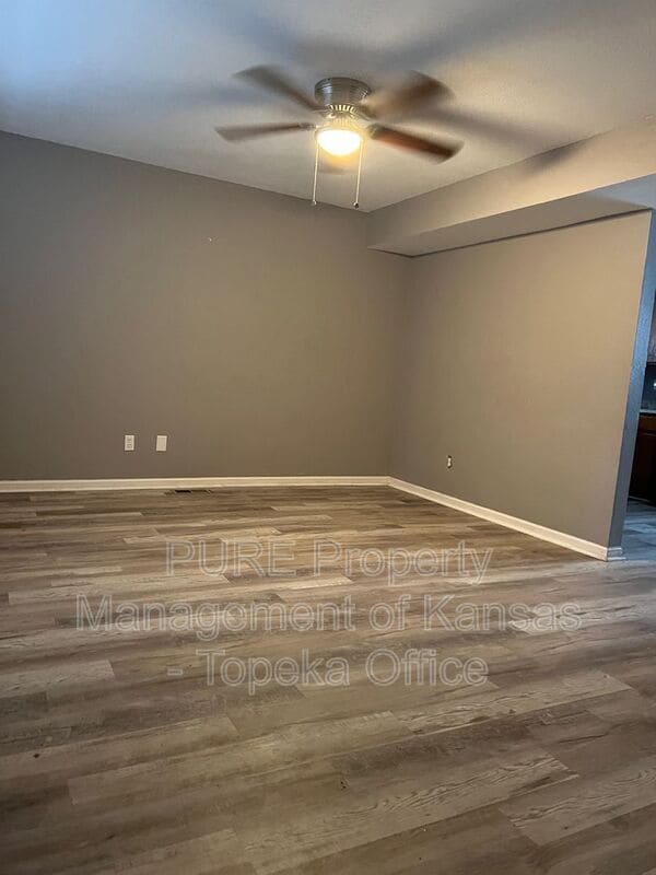 Photo - 511 SW Tyler St