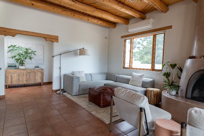 Photo - 313 Morgan Rd