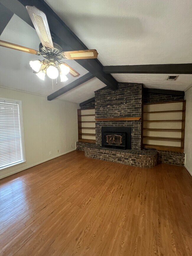 Photo - 3209 Hastings Crossing Rd