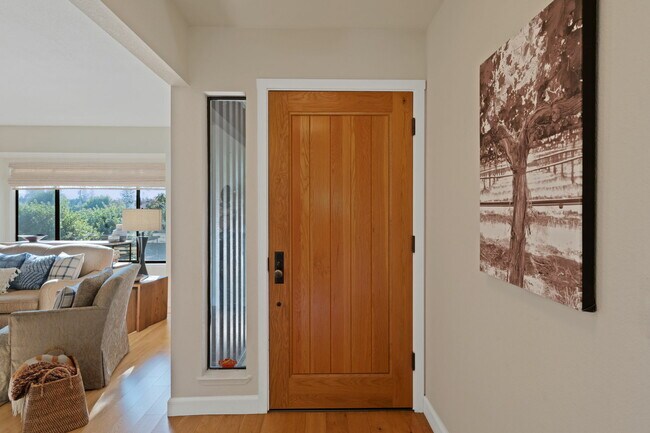 Photo - 1028 Maxwell St