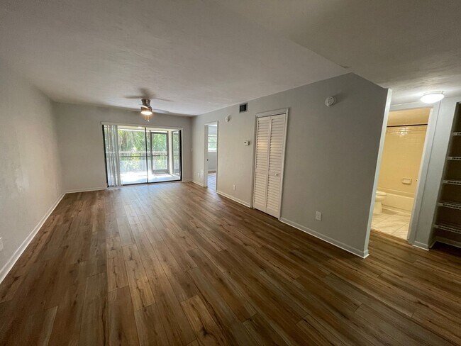 Photo - ANNUAL RENTAL - 2 BED / 2 BATH - IN PINE H... Unidad 23