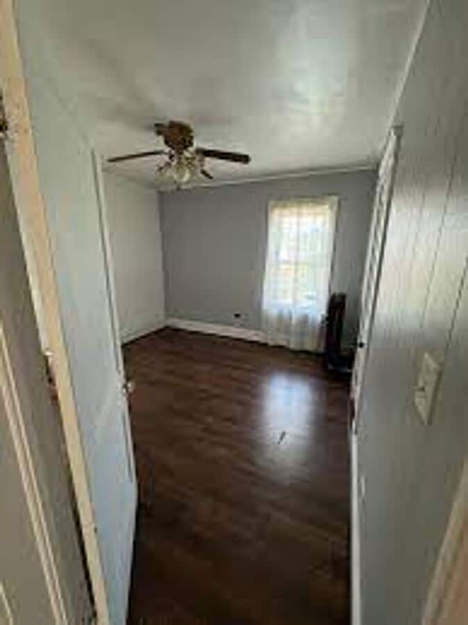 Photo - Spacious Single-Family Home with Washer/Dryer Hookups