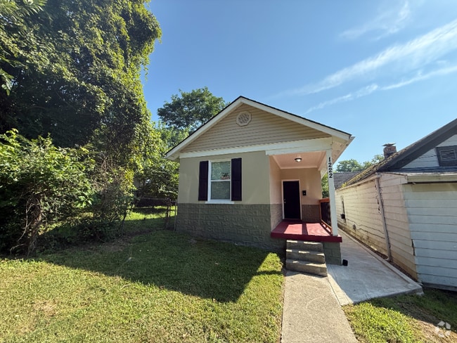 Building Photo - 1222 Clark St Rental