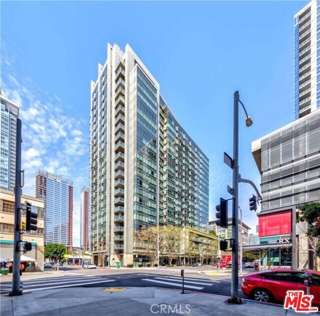 Photo - 1155 S Grand Ave Unidad 909 Rental