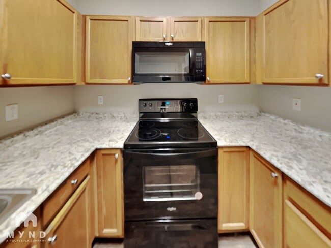 Photo - 1685 Camden Forrest Way