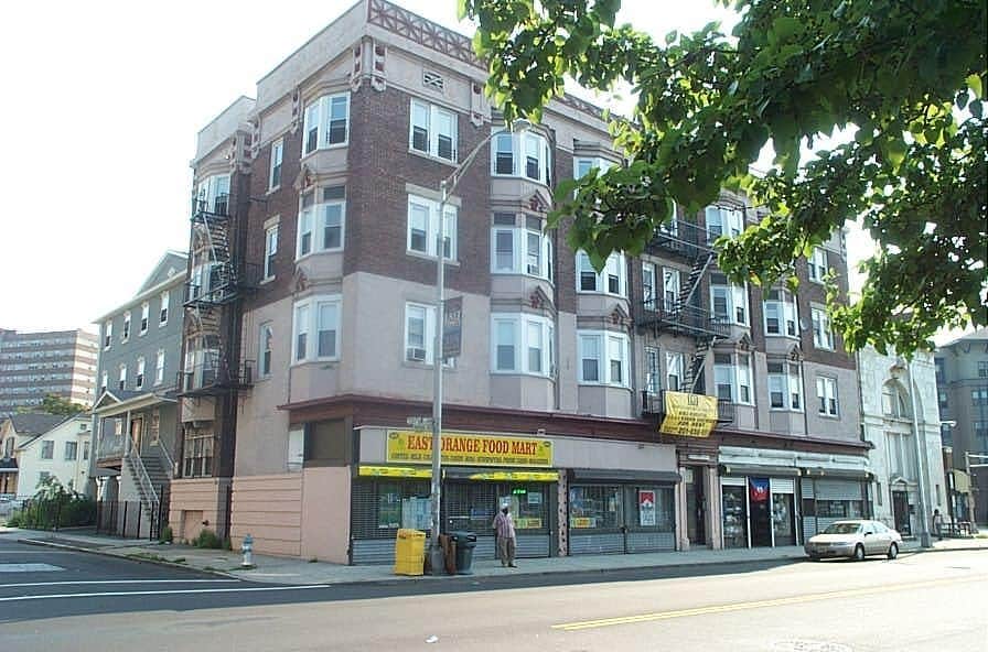 Photo - 594-600 Dr. Martin Luther King Jr Blvd Apartments
