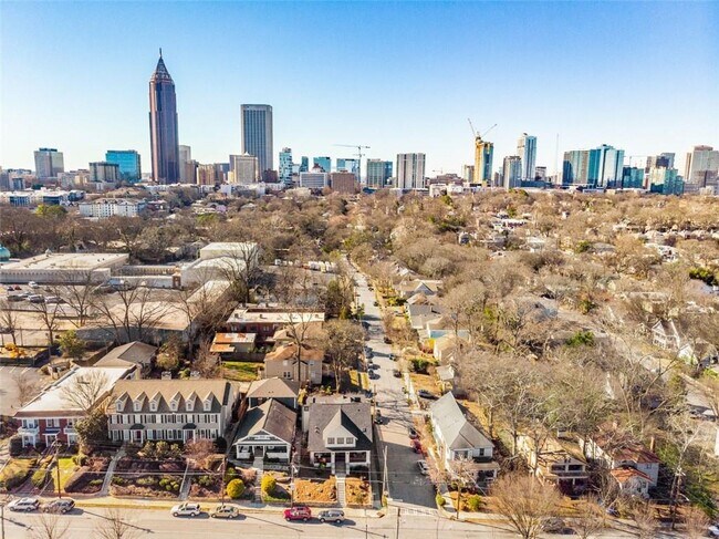 Photo - 724 Charles Allen Dr NE Unit 3