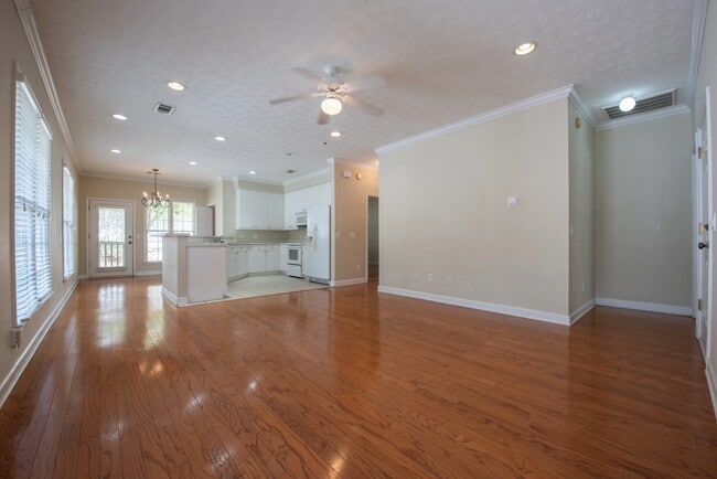 Photo - 1613 Over Cup Cir