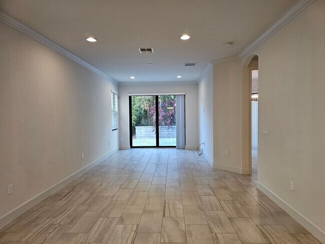 Photo - Luxury Executive Rental in Dr. Phillips