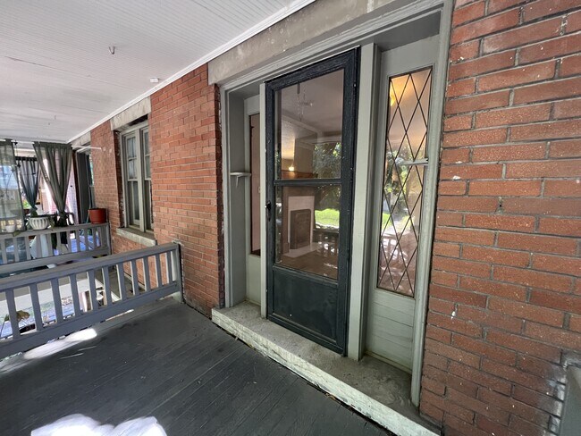 Photo - 4042 Campbell St Unit 2N