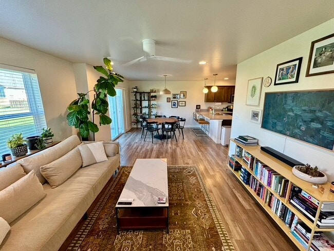 Building Photo - 1640 New Holland Dr Rental