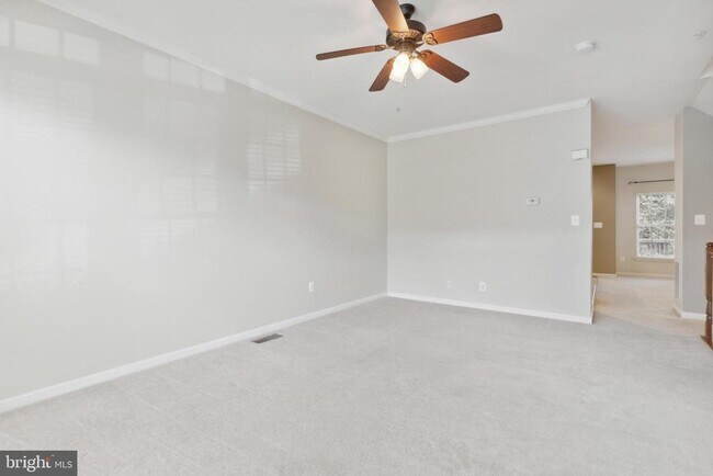 Photo - 2482 Jostaberry Way