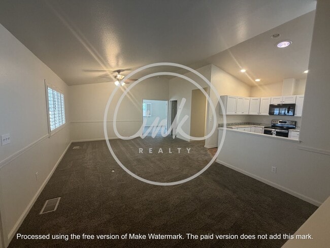 1464 Garden Glen Ct