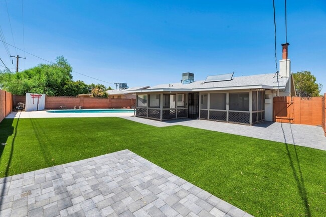 Photo - 5-Bedroom Tempe Home with Private Pool & Turf Yard Near ASU