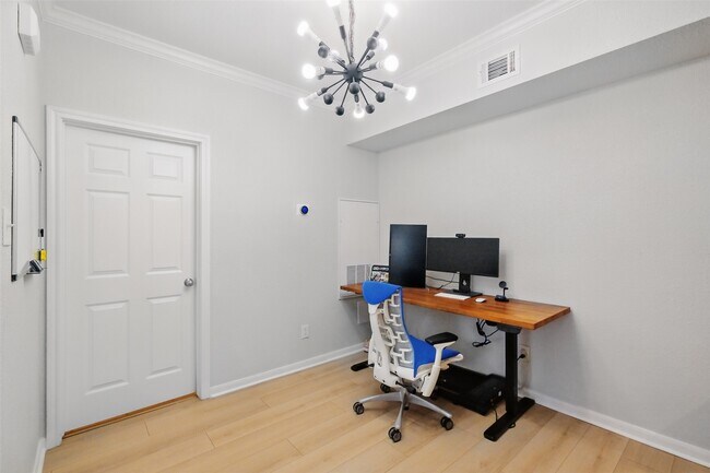 Photo - 2255 Braeswood Park Dr