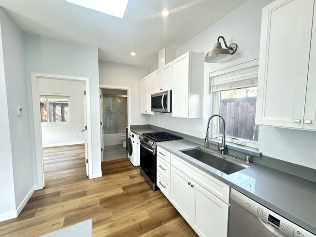 Photo - 1439 Unit 1439 Rear