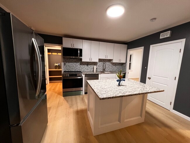 Photo - 143 Foote St Unit 1