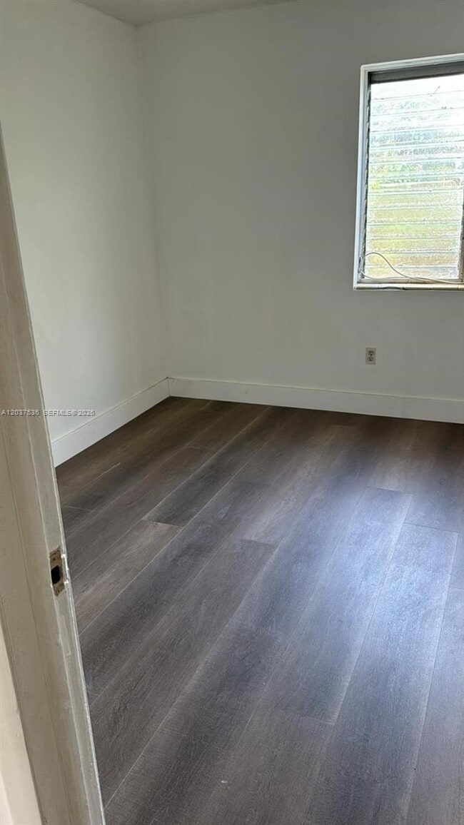 Photo - 6151 SW 35th St Unidad 1