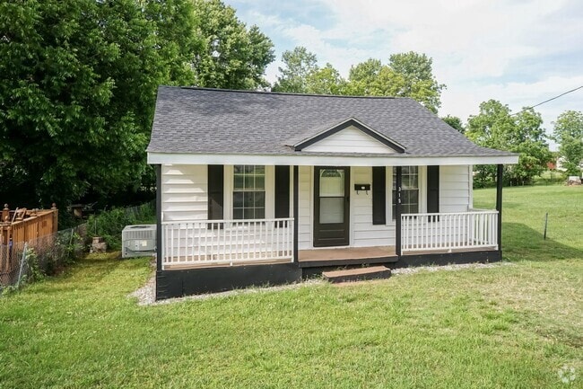 Building Photo - Cozy 2 Bed/1 Bath in Burlington! Rental