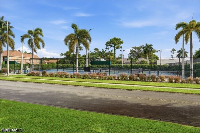 Photo - 3320 W Crown Pointe Blvd Unit 201