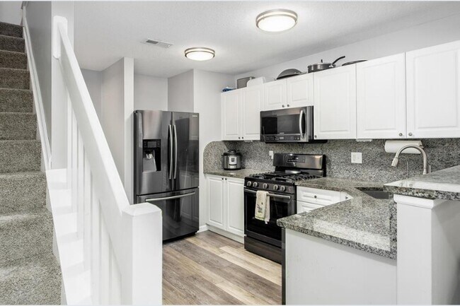 Photo - 6471 Nottinghill Trail Dr