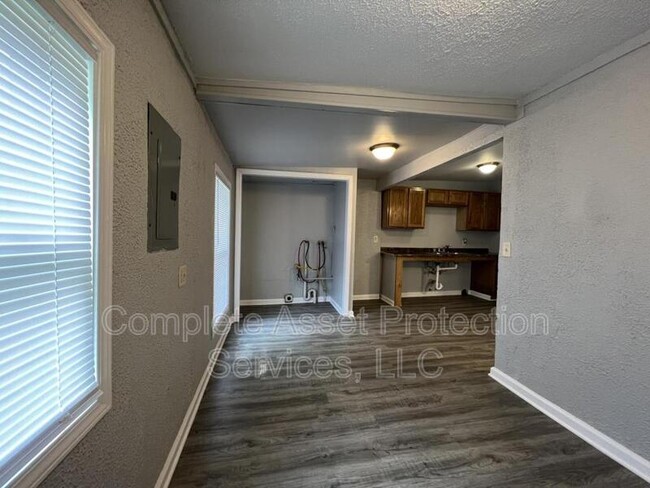 Photo - 4079 Missouri St