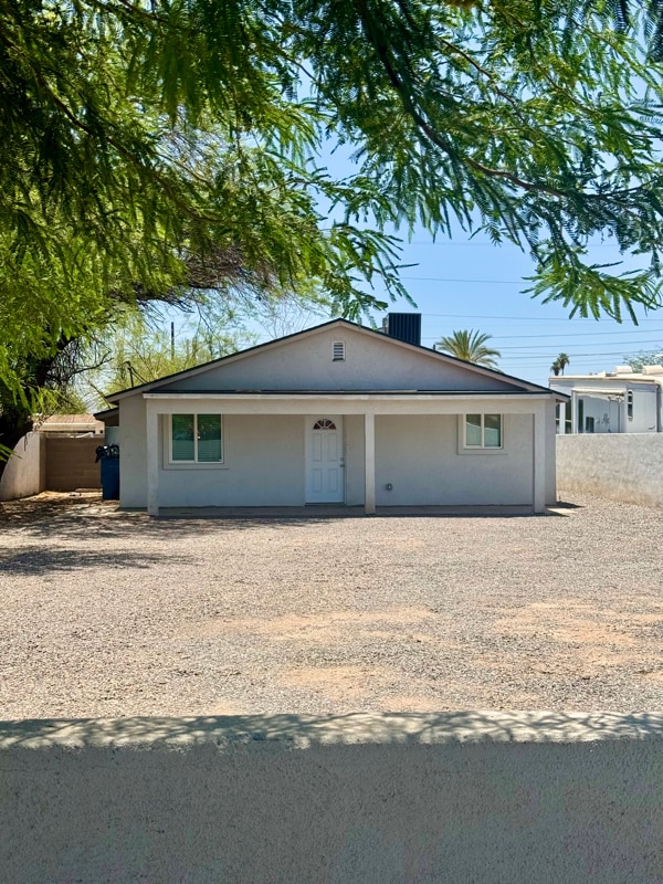 Building Photo - 3837 W Lincoln St Rental