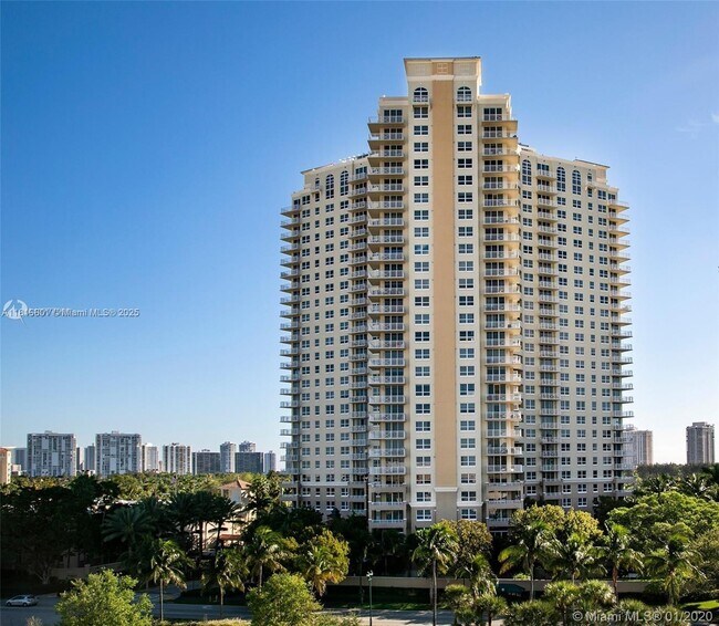 Building Photo - 19501 W Country Club Dr Unit 2210 Rental