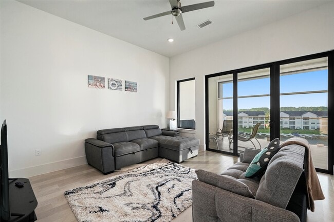 Photo - 199 Waterpoint Court Unit 405