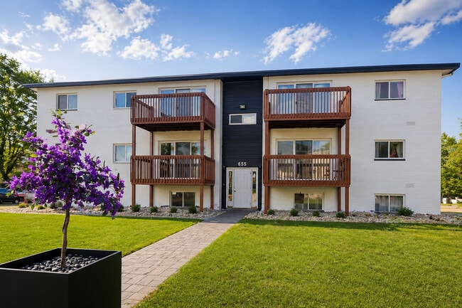 Building Photo - The Novo Apartments