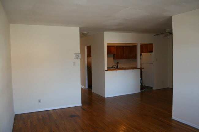 Photo - 31-48 48th St Unit 3