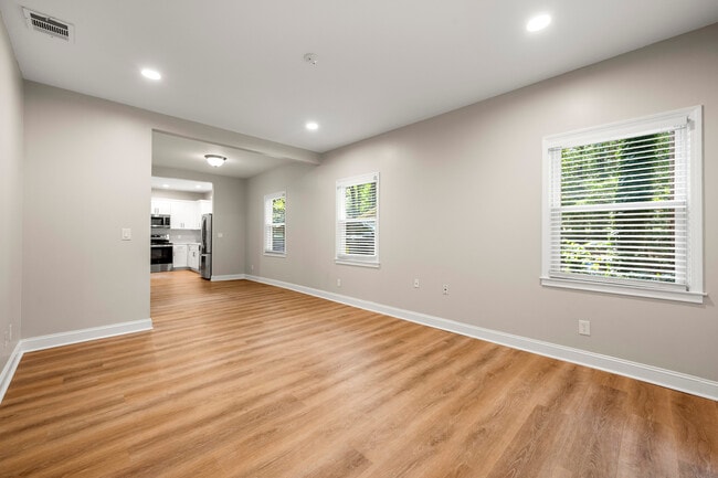Photo - 3721 Ashford Dunwoody Rd NE