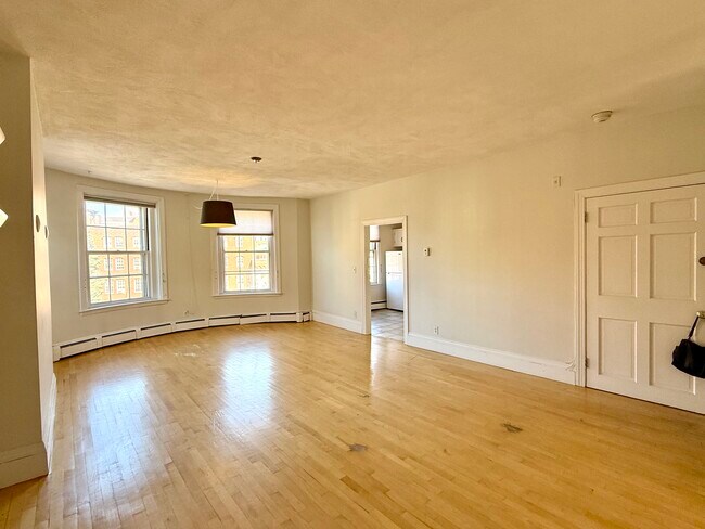 Photo - 550 Tremont St Unit 4