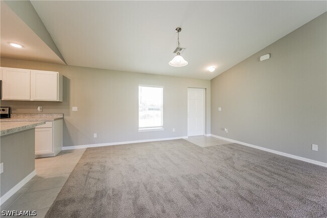 Photo - 3304 49th St W