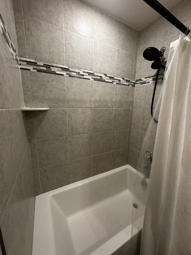 Photo - 1811 SE Sandia Dr