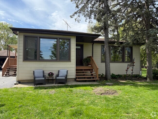 Building Photo - 5149 183rd St Rental