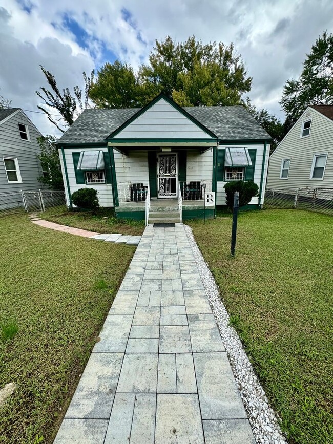 Photo - 3 bed house in Church Hill! Central HVAC, laundry, yard with shed!