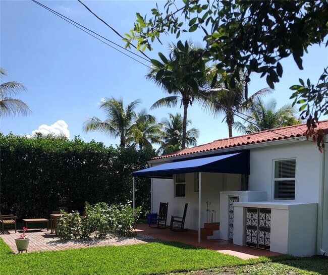 Photo - 51 Montilla Ave