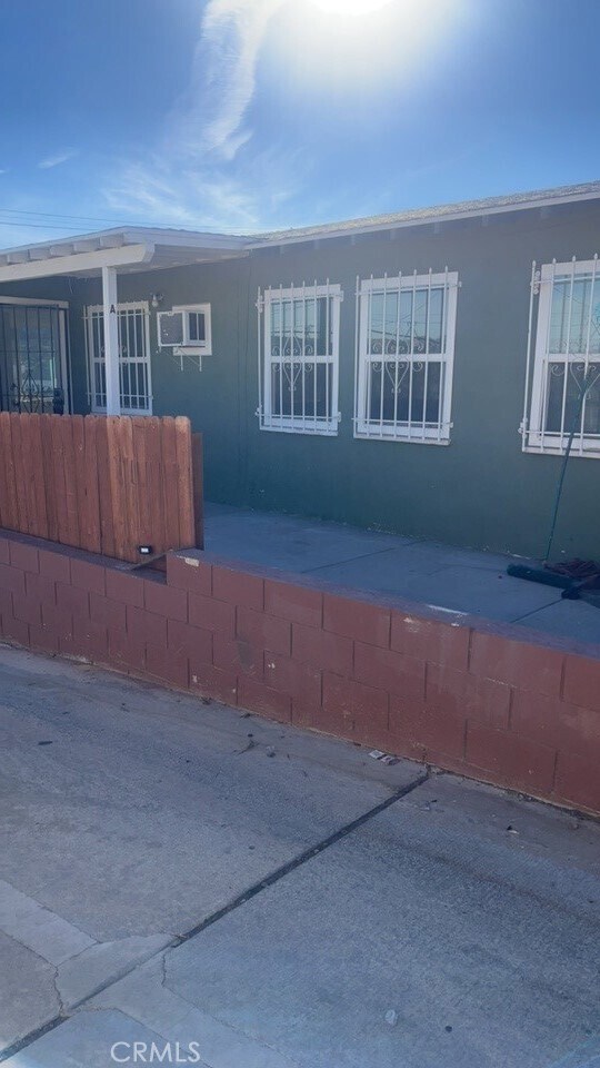 Photo - 15313 Center St